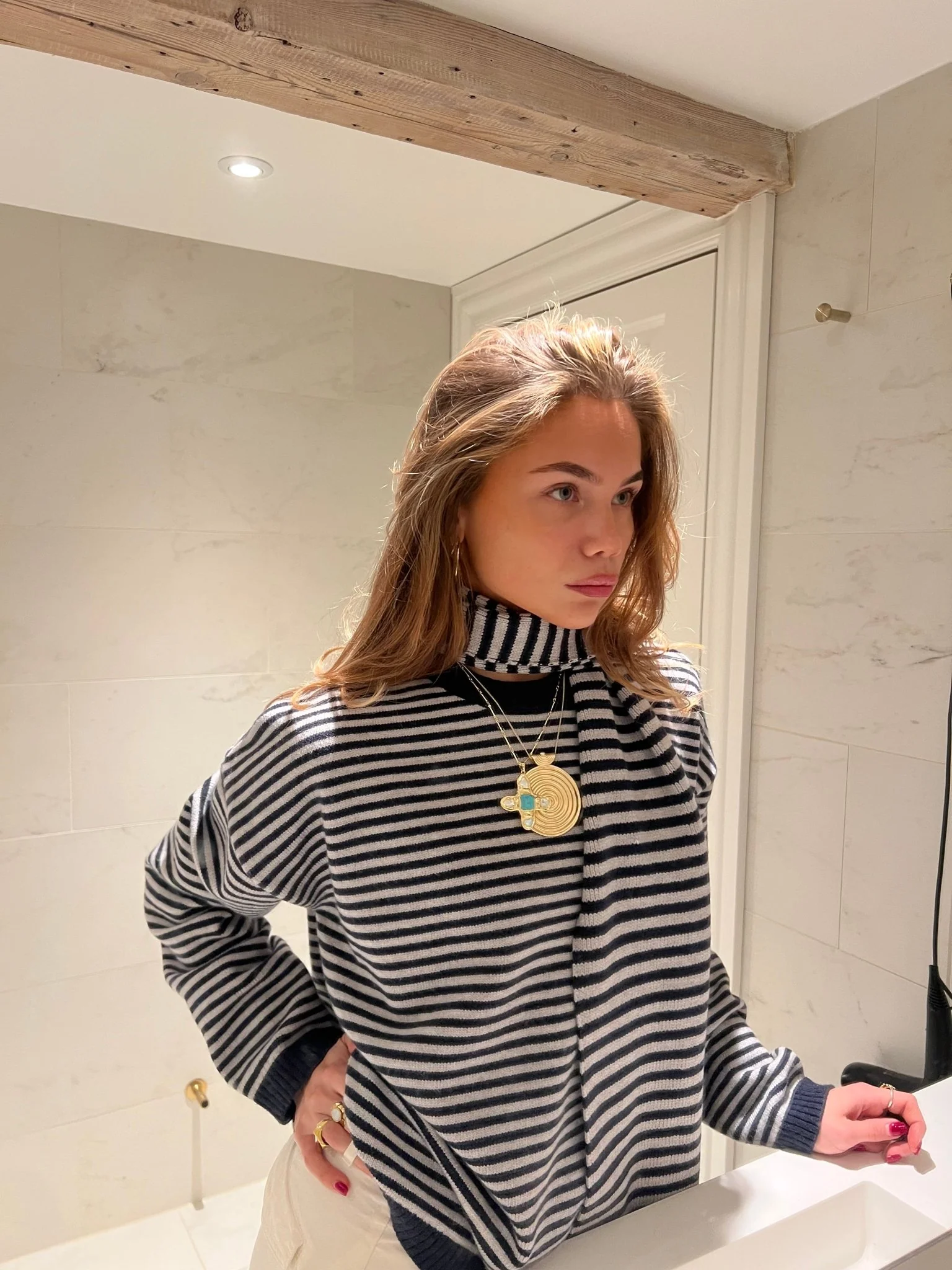 BOBBI NECKLACE - Image 13