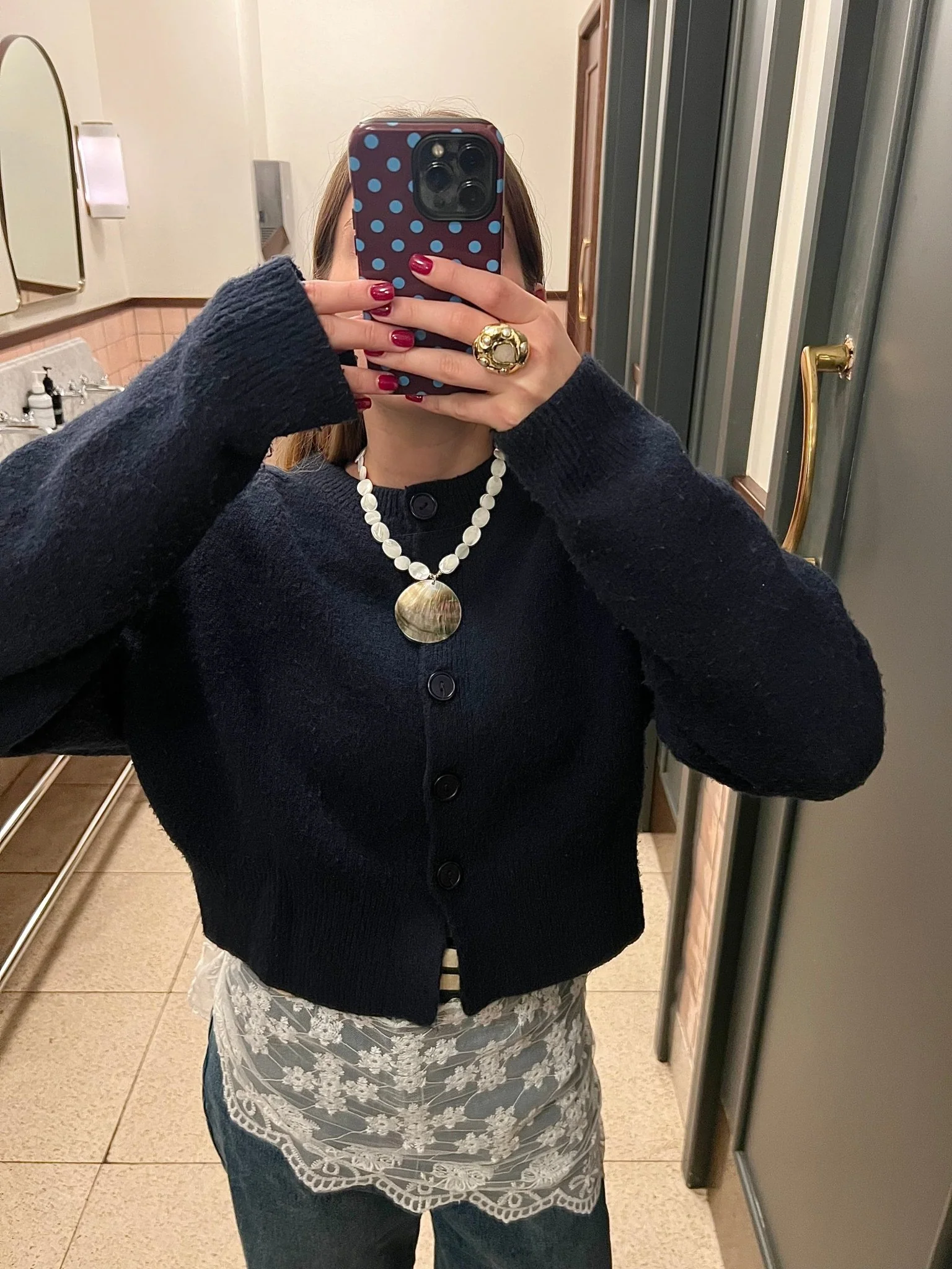 FILIPPA NECKLACE - Image 6