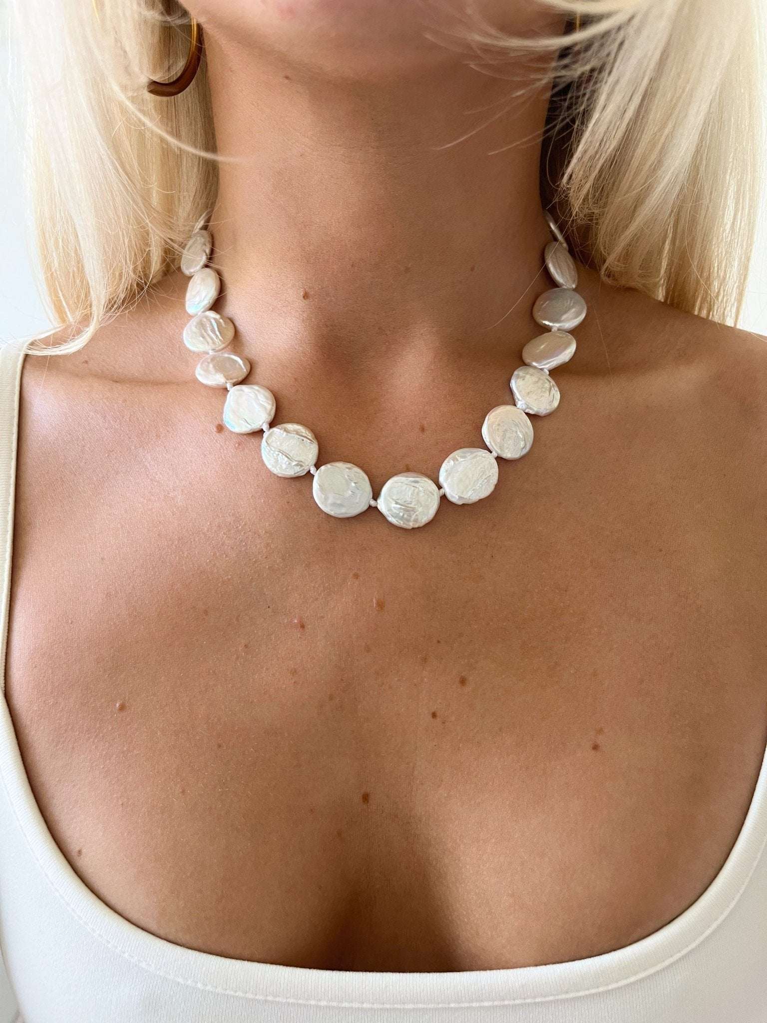 LARA NECKLACE