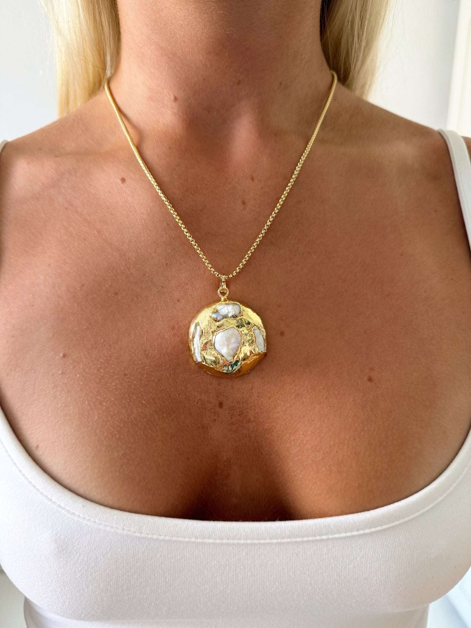 RUNE NECKLACE - Image 6
