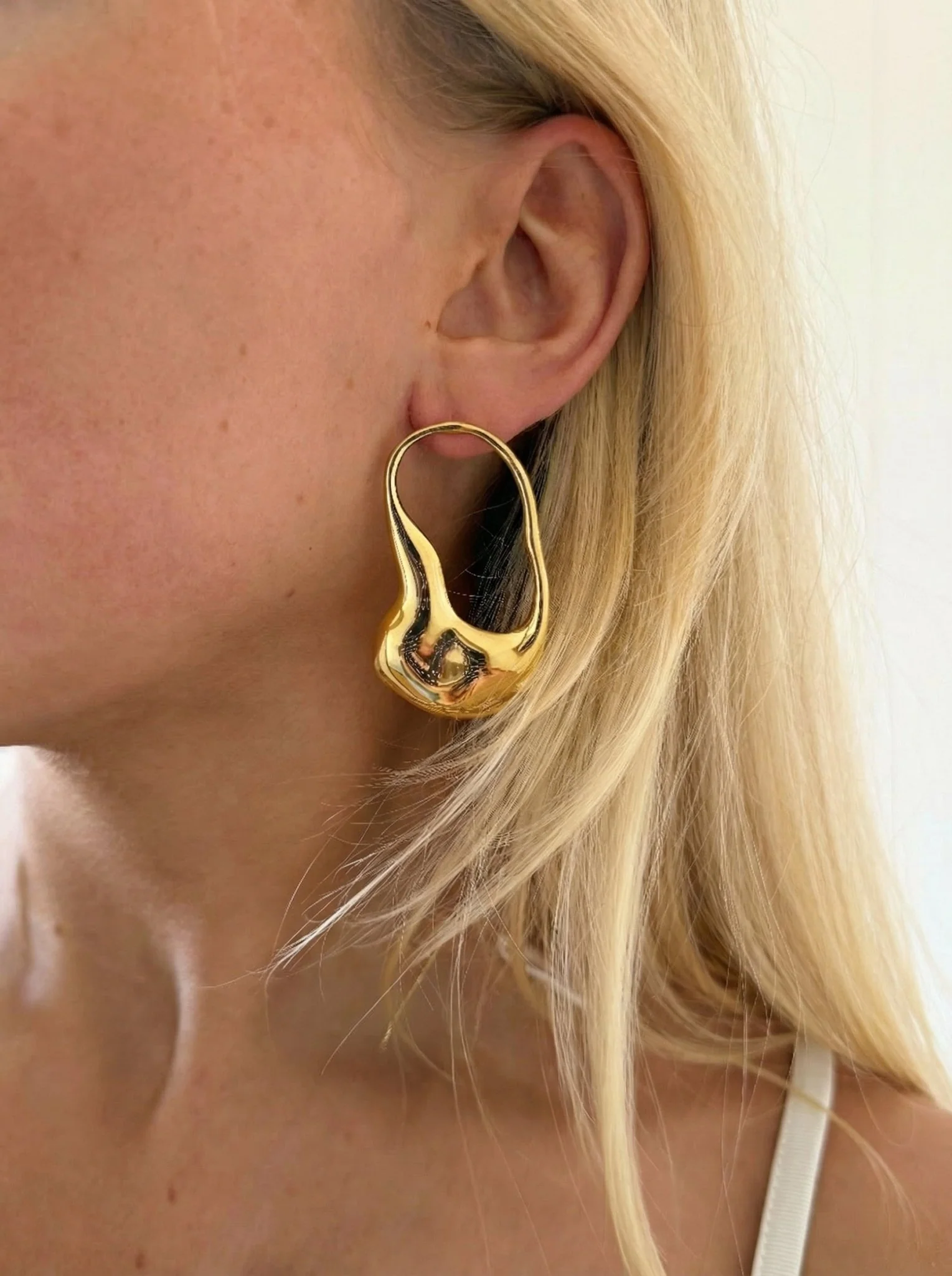 UME EARRINGS - Image 3